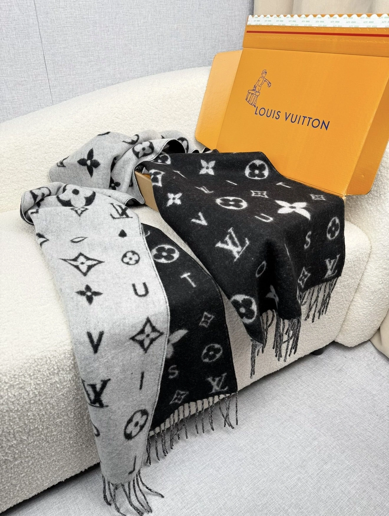 HD-- 8V Reykjavik 2.0 Monogram wool 2Colour item:E-S132K2819-2H